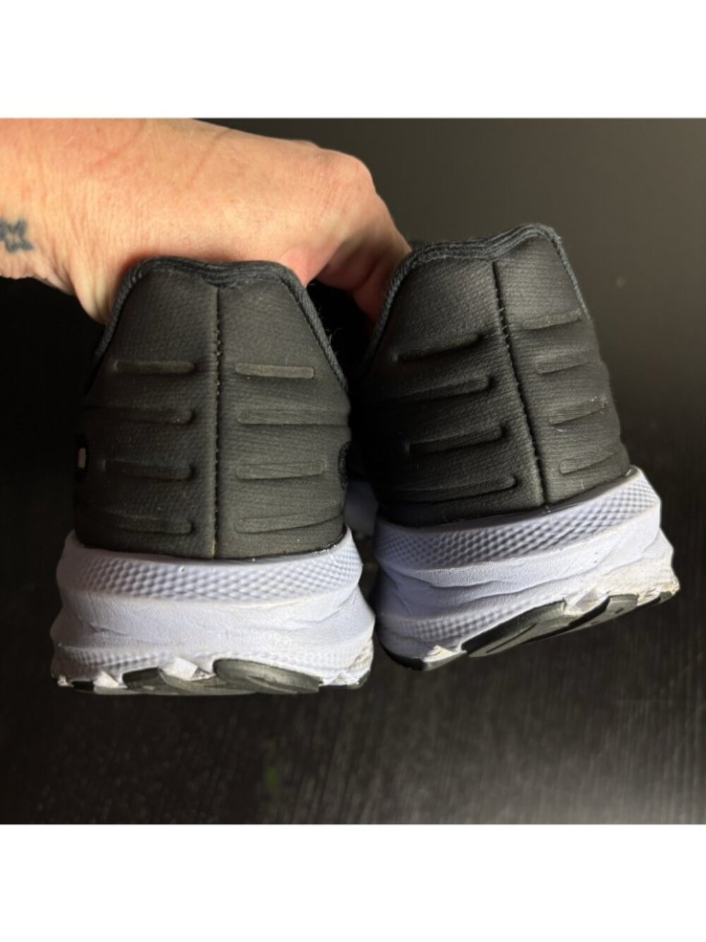 BROOKS Womens Size 7.5 Black Launch 9 Running Shoes Sneakers - Picture 9 of 11